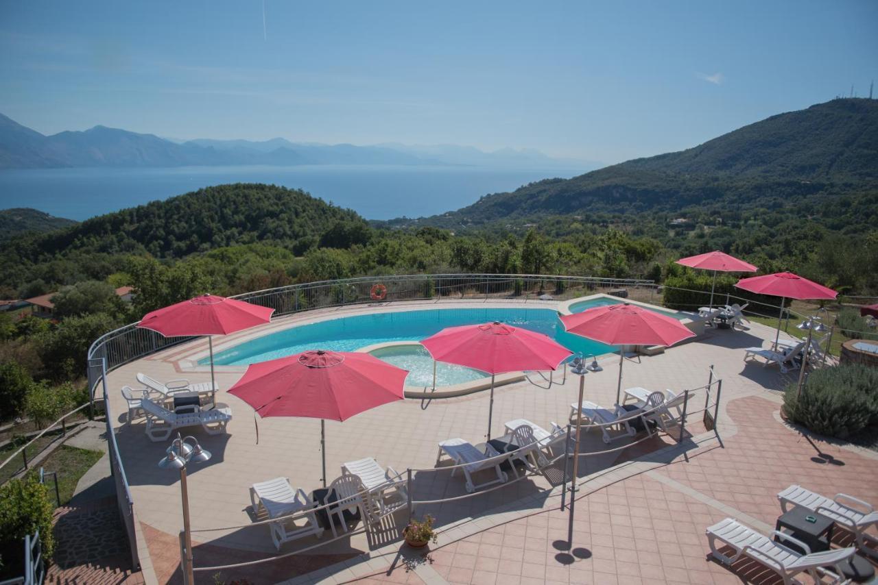 Hotel Caluna Charme Сан-Джованни-а-Пиро Экстерьер фото