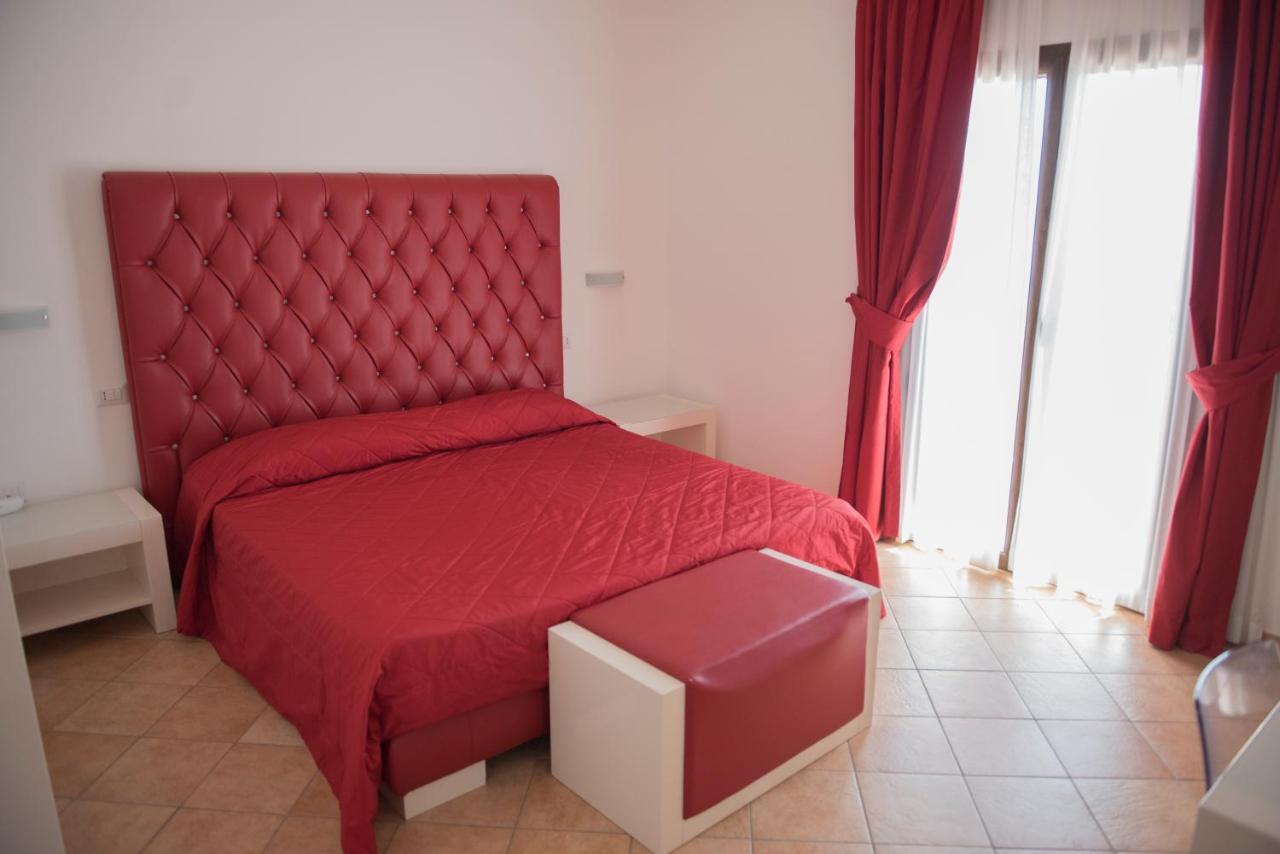 Hotel Caluna Charme Сан-Джованни-а-Пиро Экстерьер фото