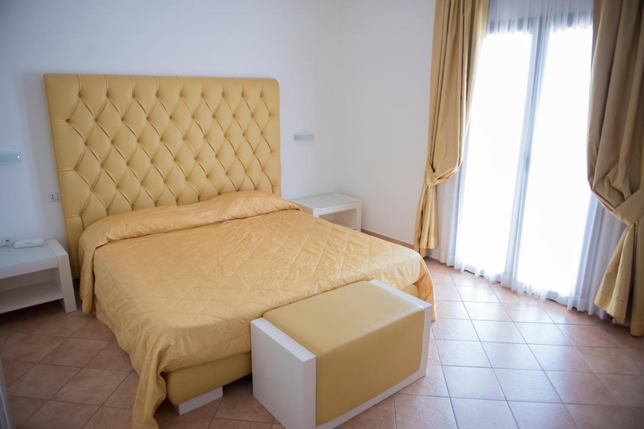 Hotel Caluna Charme Сан-Джованни-а-Пиро Экстерьер фото